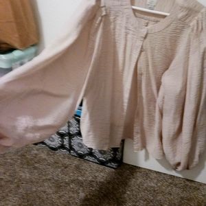 Balloon sleeve blouse